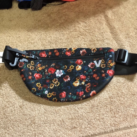 vooray fanny pack